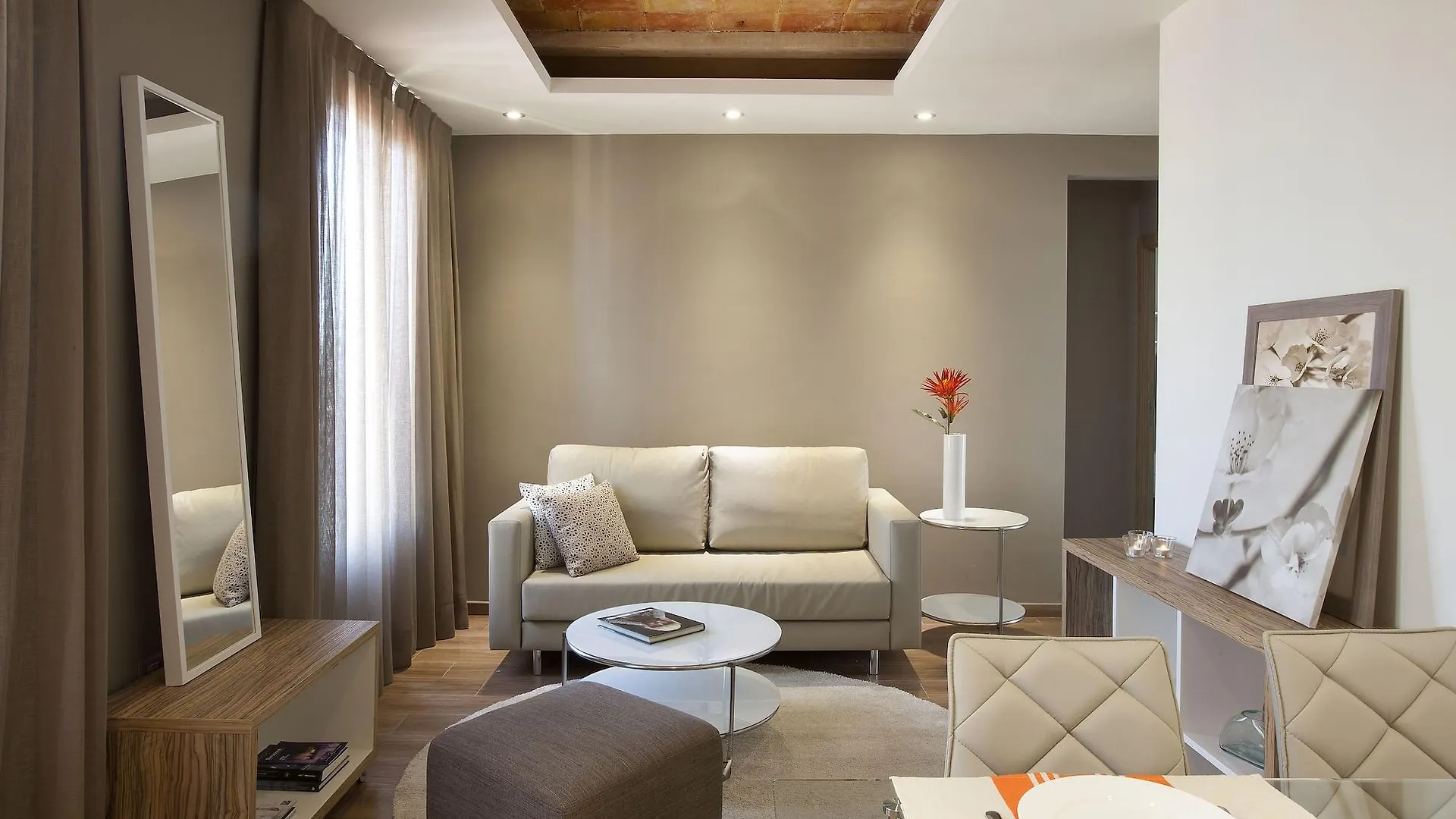 Barcelona Apartment Mila Spain